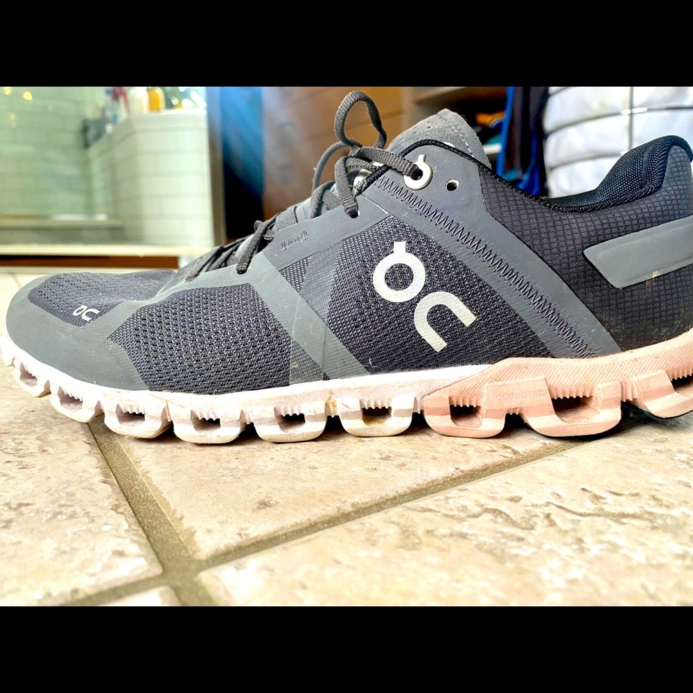 Cloudflow On Cloud running shoes